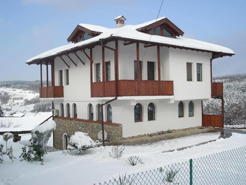 Guest House Diabora Arbanasi Exterior photo